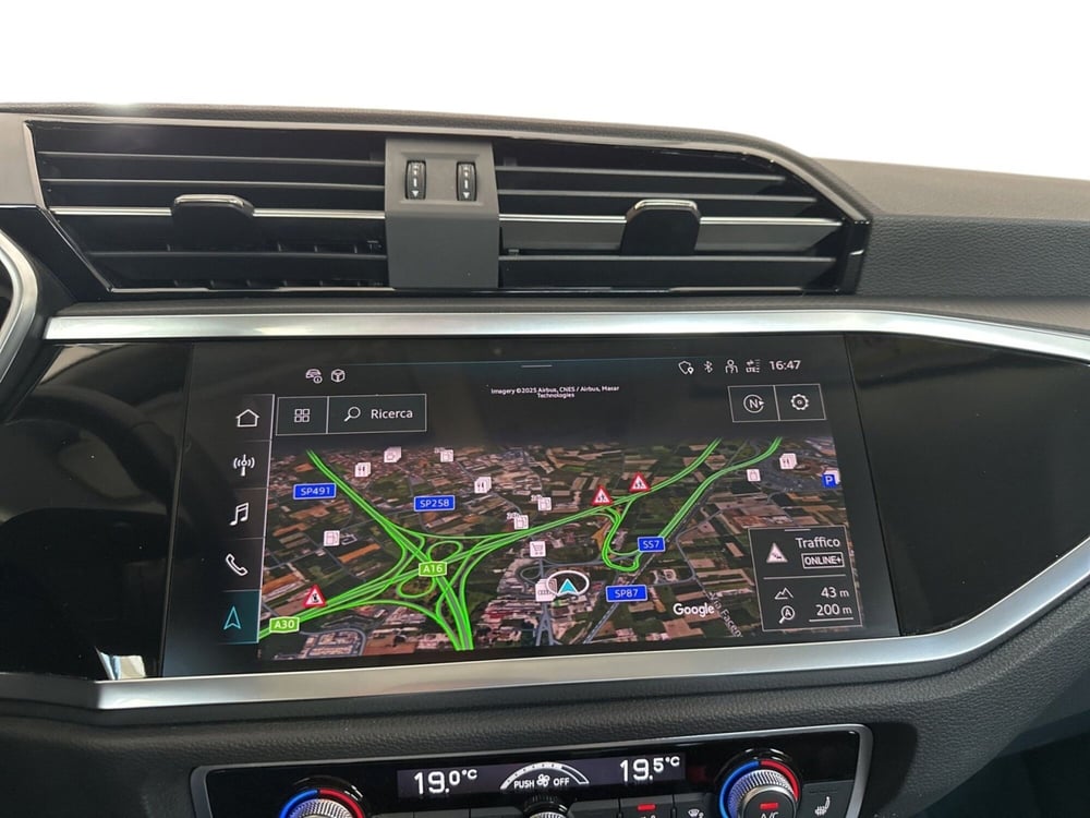Audi Q3 Sportback usata a Napoli (15)