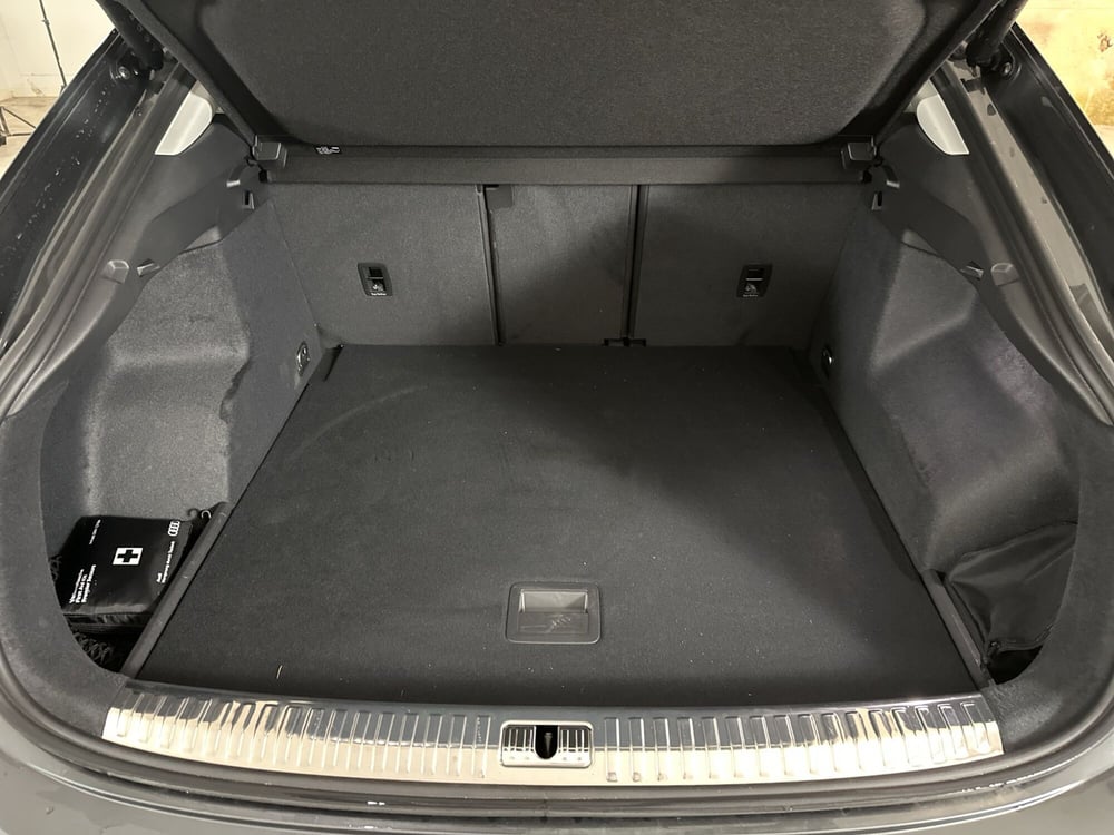 Audi Q3 Sportback usata a Napoli (18)