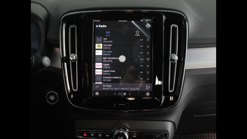 Volvo XC40 nuova a Palermo (10)