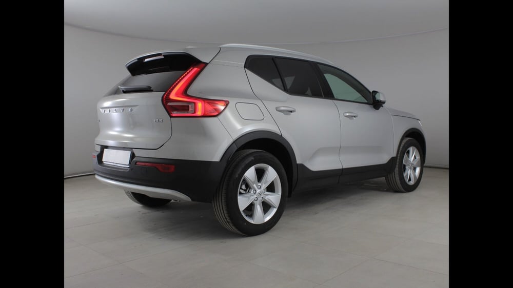 Volvo XC40 nuova a Palermo (14)