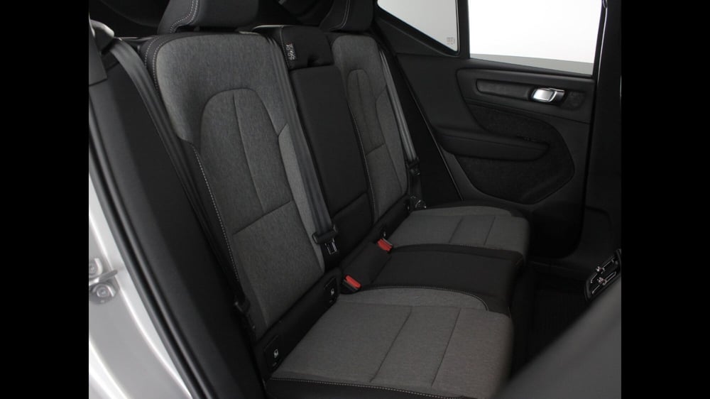 Volvo XC40 nuova a Palermo (6)