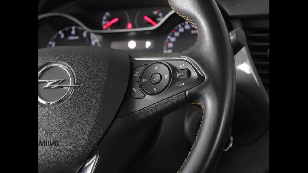 Opel Crossland X usata a Palermo (18)