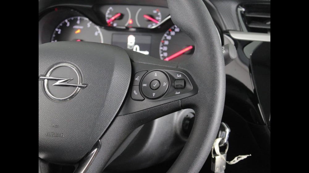 Opel Corsa usata a Palermo (15)