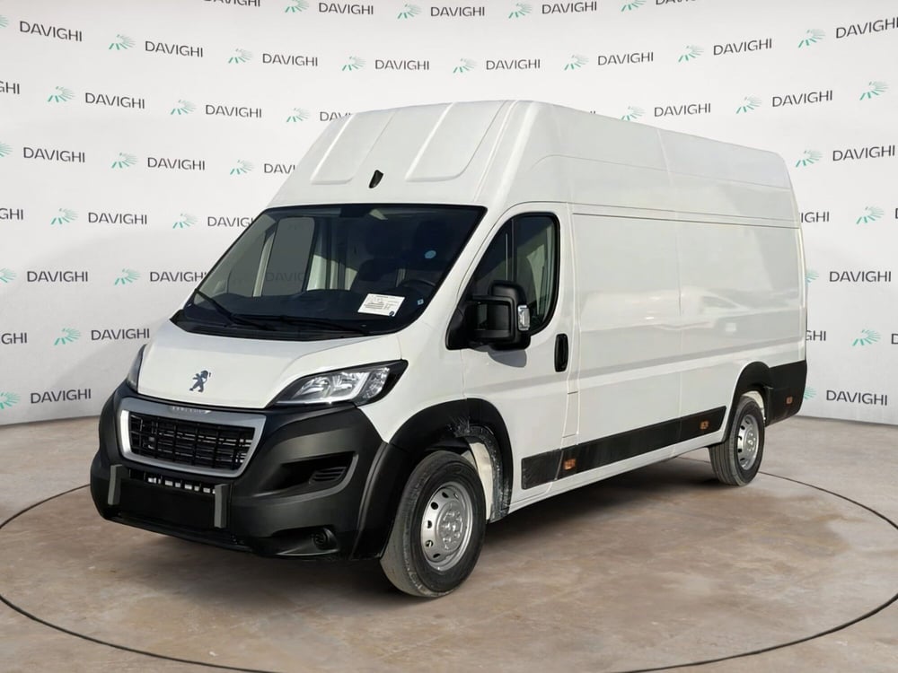 Peugeot Boxer Furgone nuova a Parma