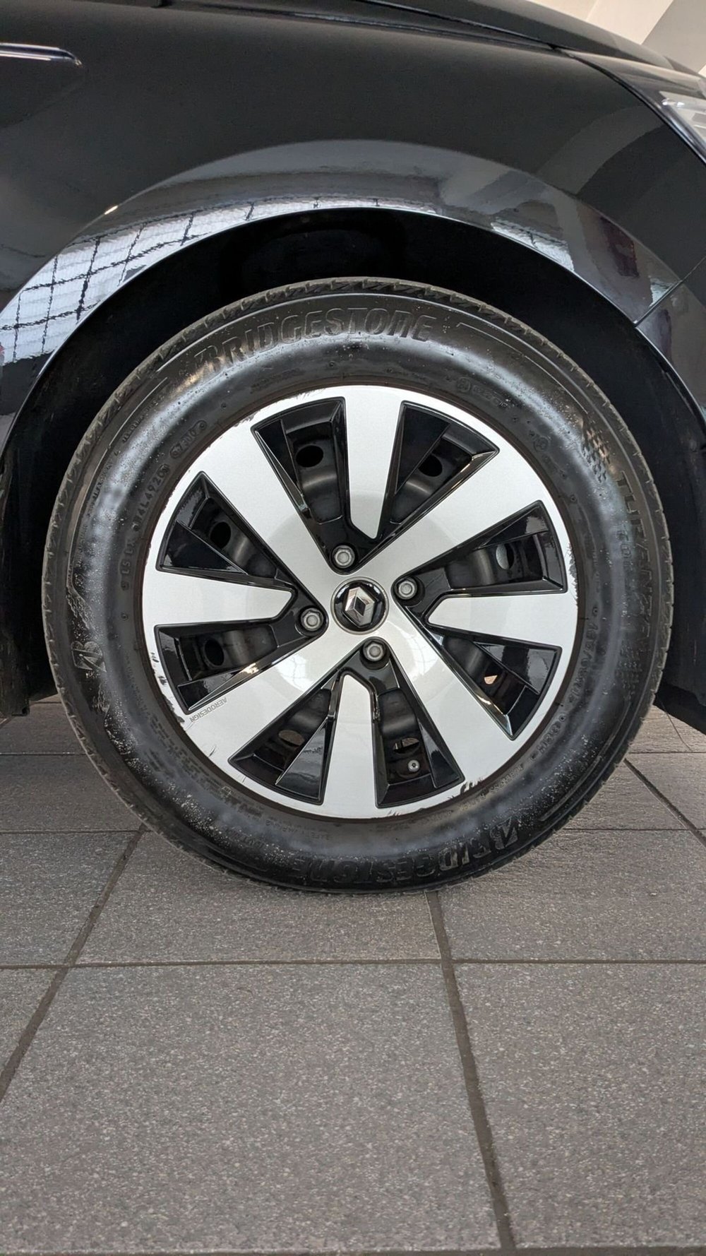 Renault Clio usata a Milano (12)