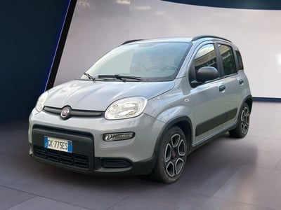 Fiat Panda 1.0 FireFly S&amp;S Hybrid City Cross del 2022 usata a Fisciano