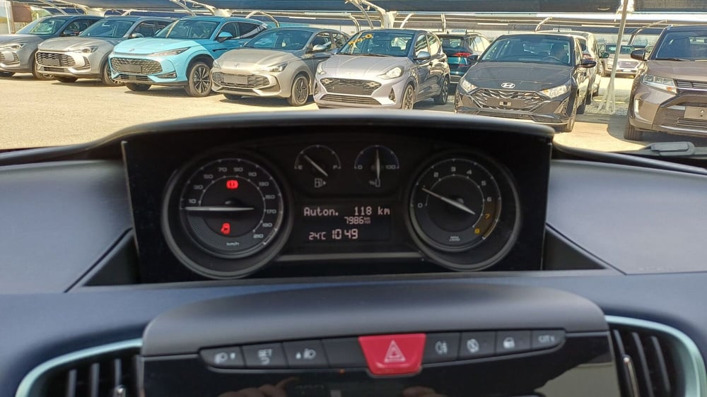 Lancia Ypsilon usata a Padova (12)