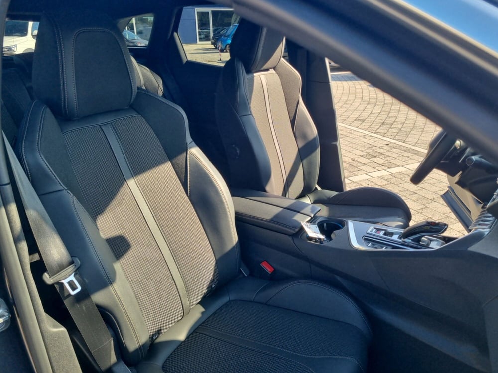 Peugeot 3008 usata a Lucca (16)