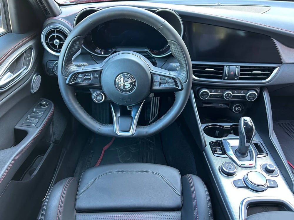 Alfa Romeo Giulia usata a Ancona (13)