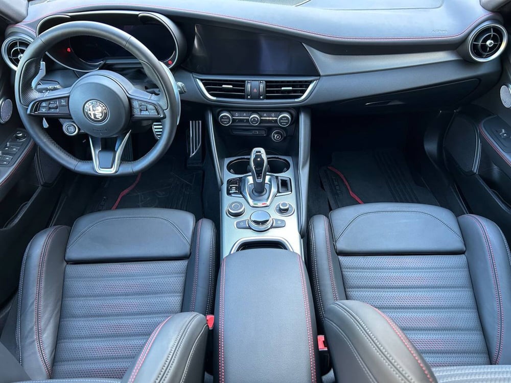 Alfa Romeo Giulia usata a Ancona (14)