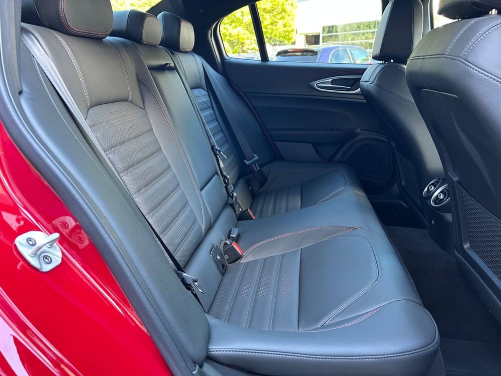 Alfa Romeo Giulia usata a Ancona (20)