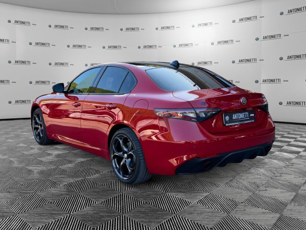 Alfa Romeo Giulia usata a Ancona (7)