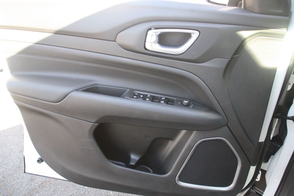 Jeep Compass nuova a Catania (13)