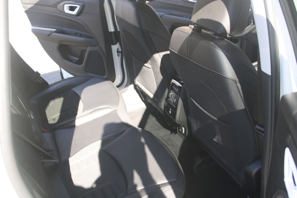 Jeep Compass nuova a Catania (18)