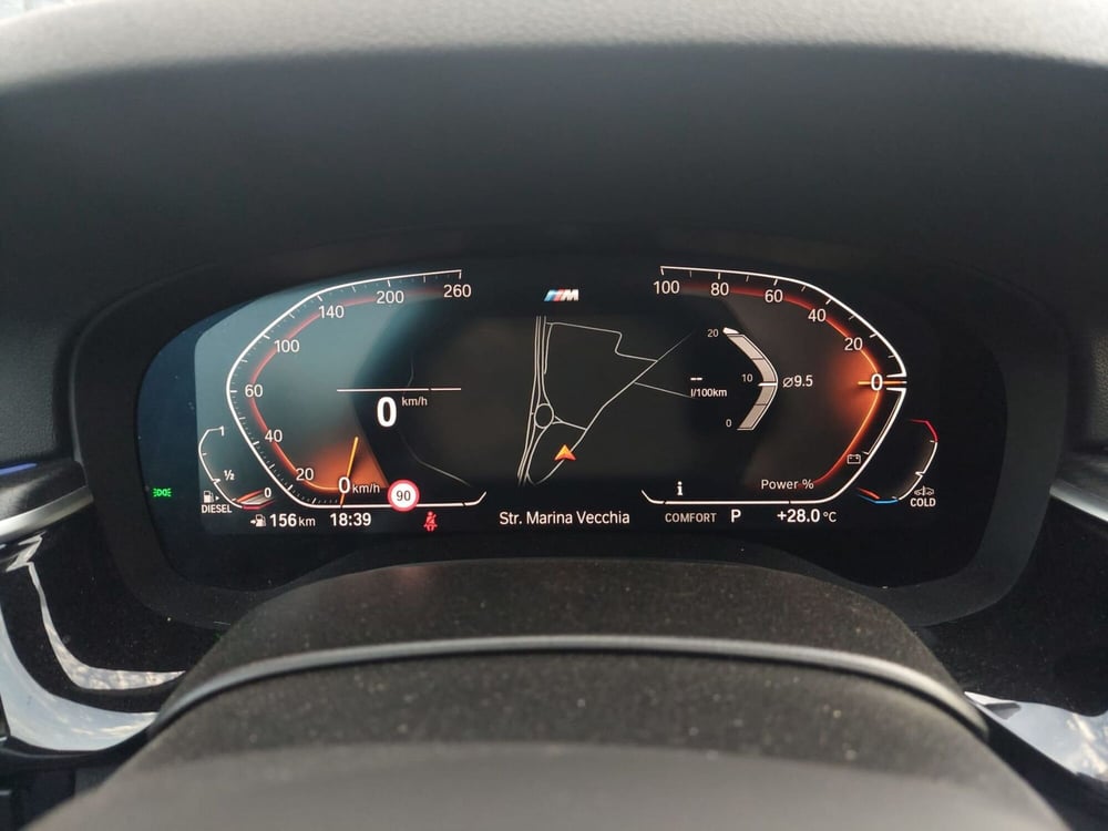 BMW Serie 5 Touring usata a Bari (19)