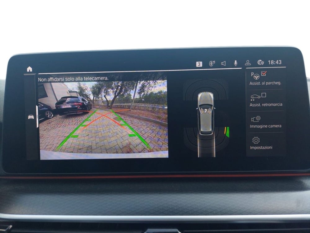 BMW Serie 5 Touring usata a Bari (7)
