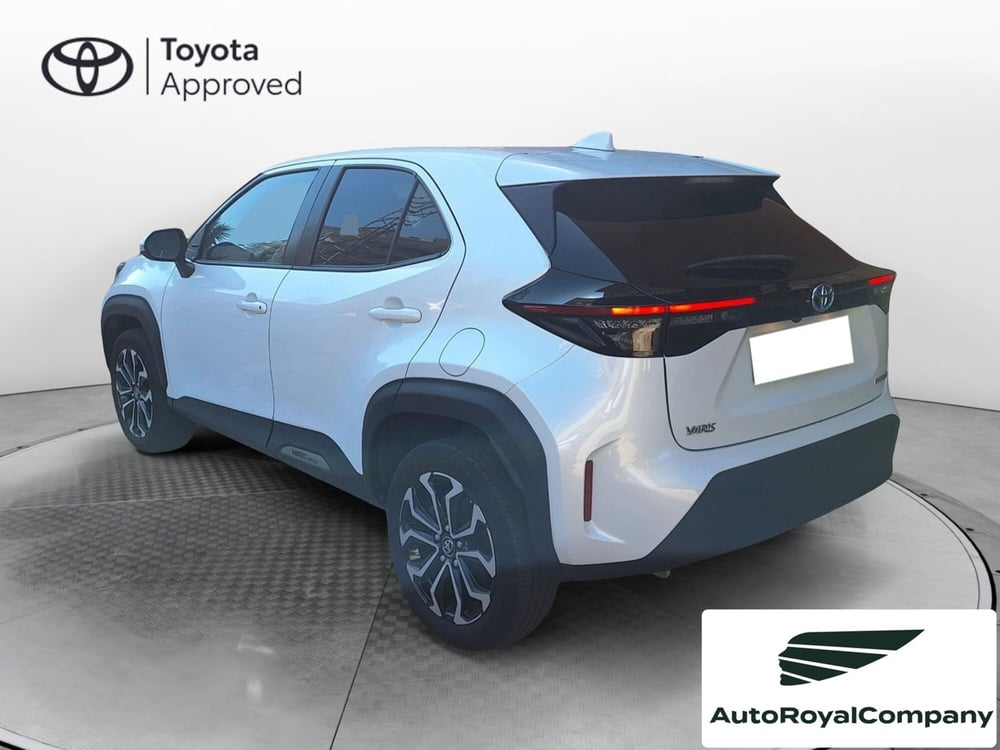 Toyota Yaris Cross usata a Roma (6)