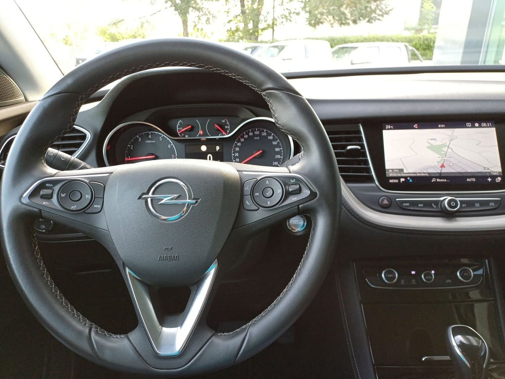 Opel Grandland usata a Modena (9)