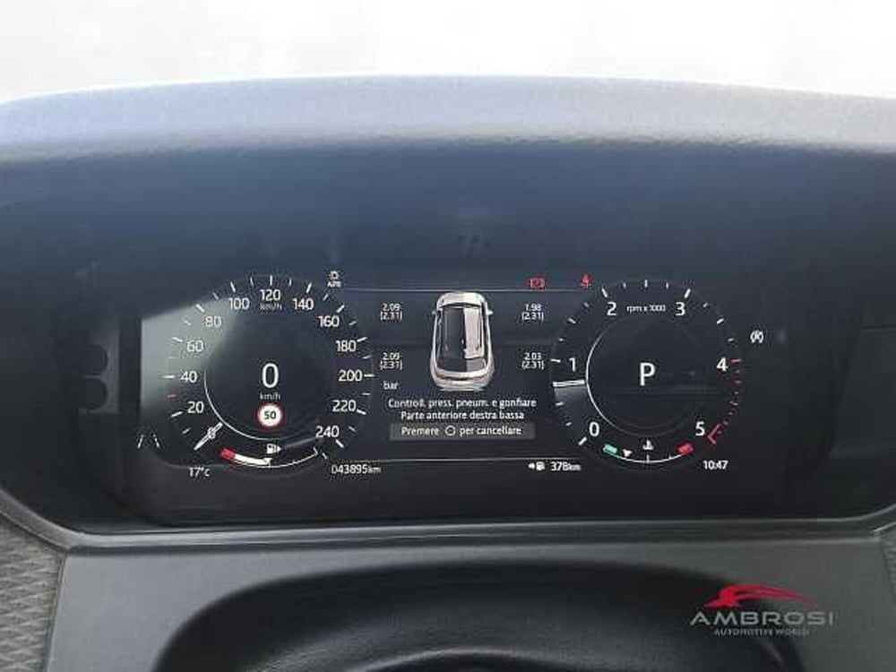 Land Rover Range Rover Velar usata a Viterbo (12)