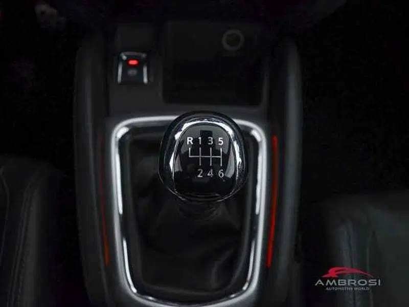 Nissan Qashqai usata a Viterbo (20)