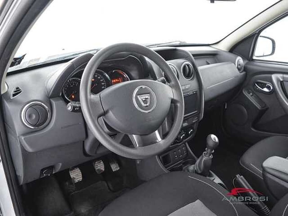 Dacia Duster usata a Viterbo (8)