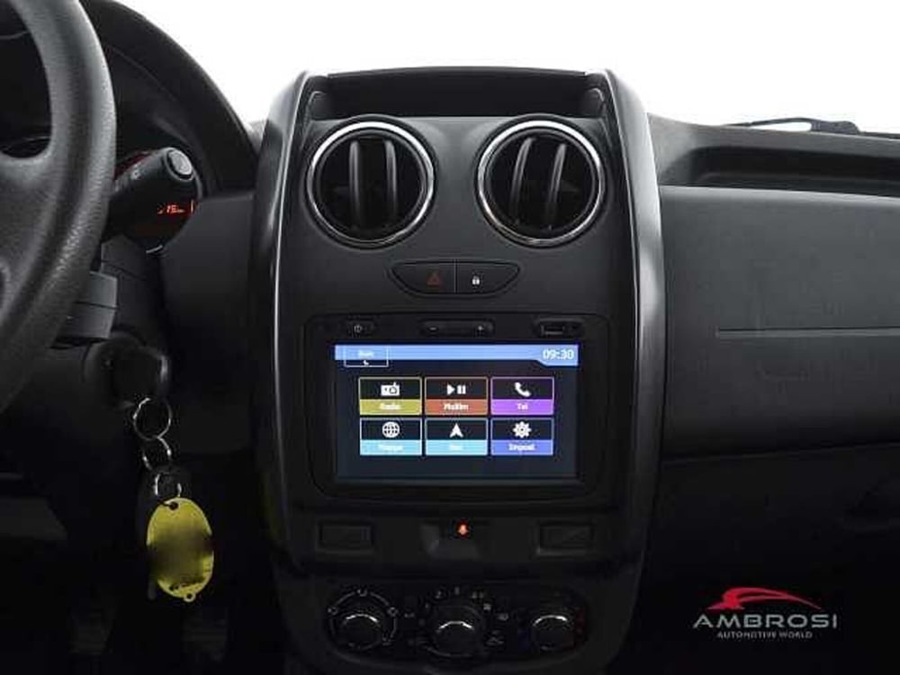 Dacia Duster usata a Viterbo (18)