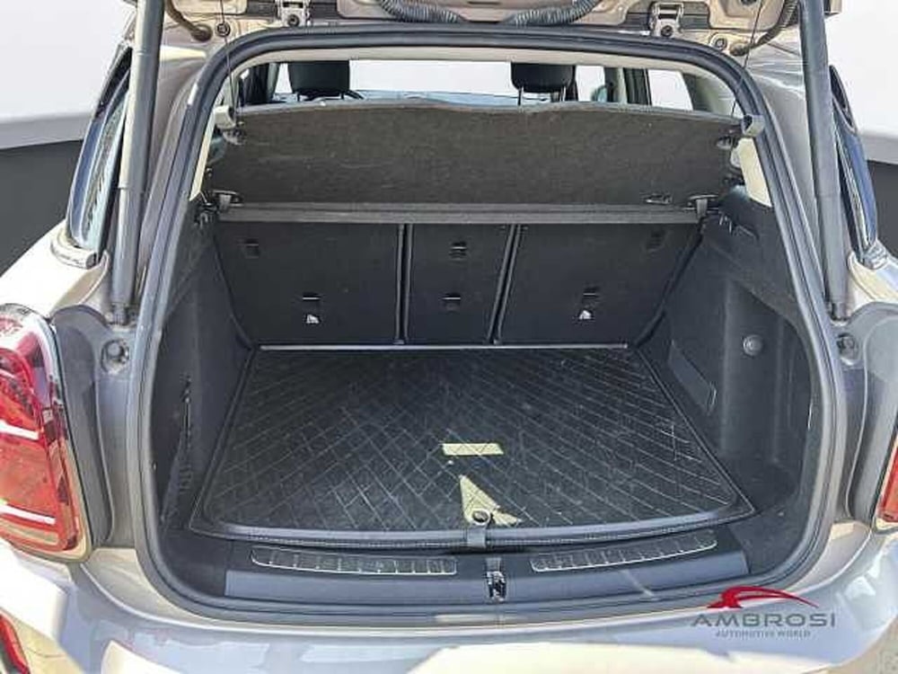 MINI Mini Countryman usata a Viterbo (9)