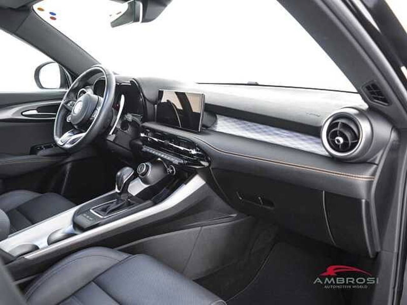 Alfa Romeo Tonale usata a Viterbo (12)