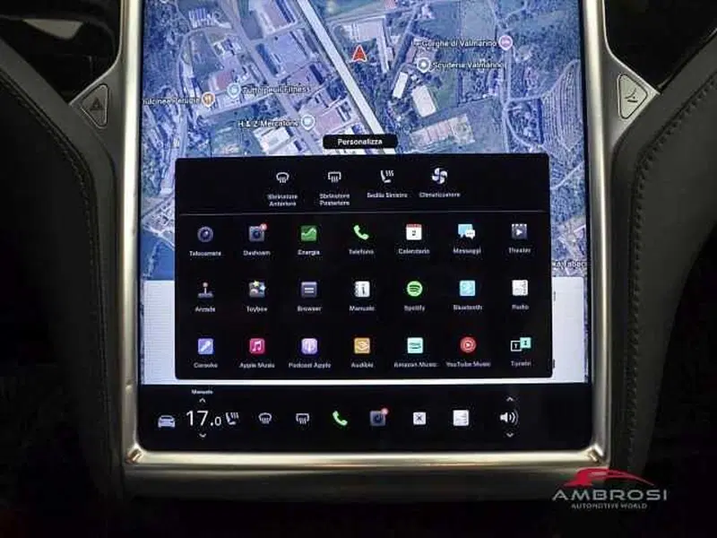 Tesla Model S usata a Viterbo (19)