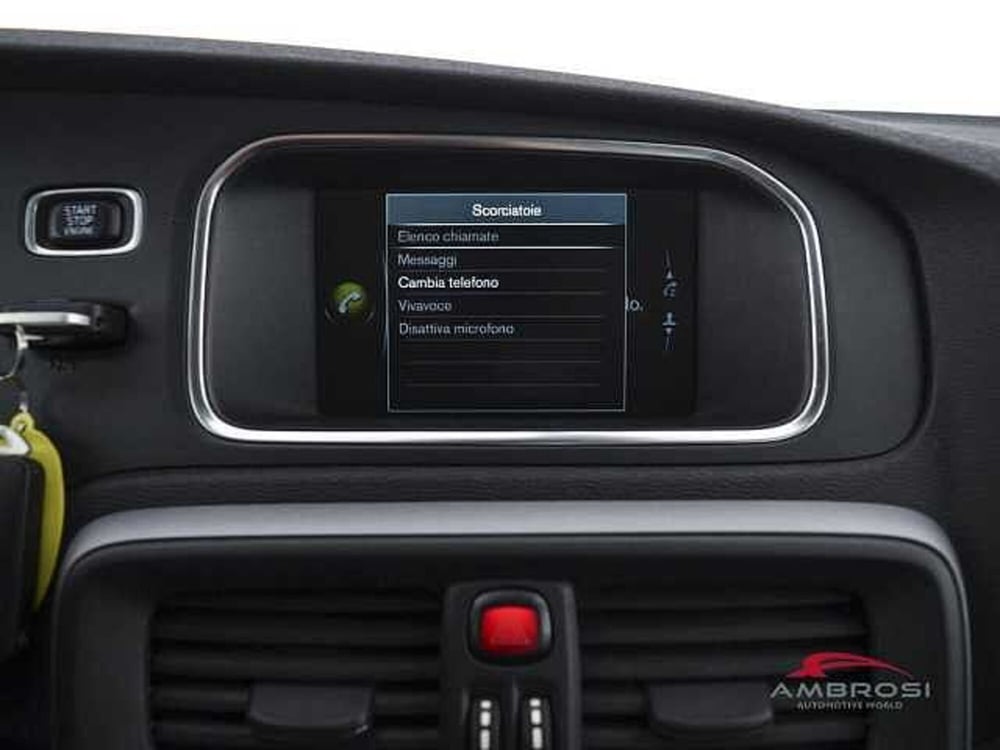Volvo V40 Cross Country usata a Viterbo (16)