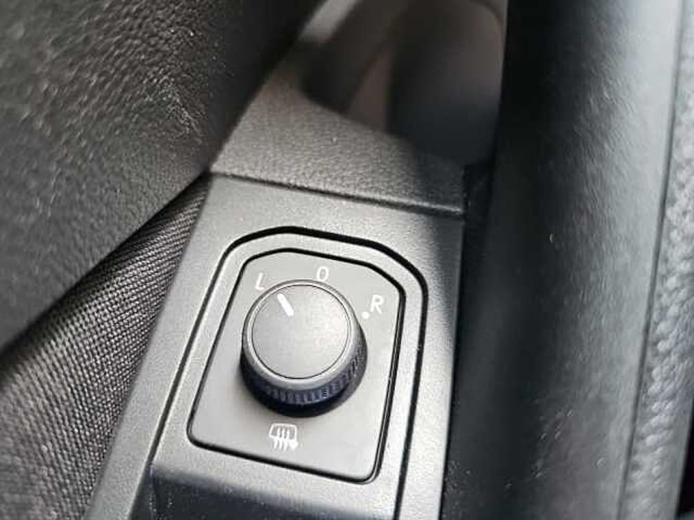 Skoda Kamiq usata a Lecco (20)