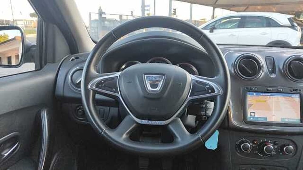Dacia Sandero usata a Firenze (15)