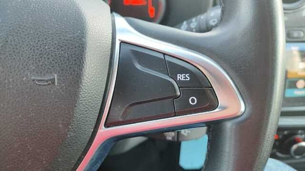 Dacia Sandero usata a Firenze (17)