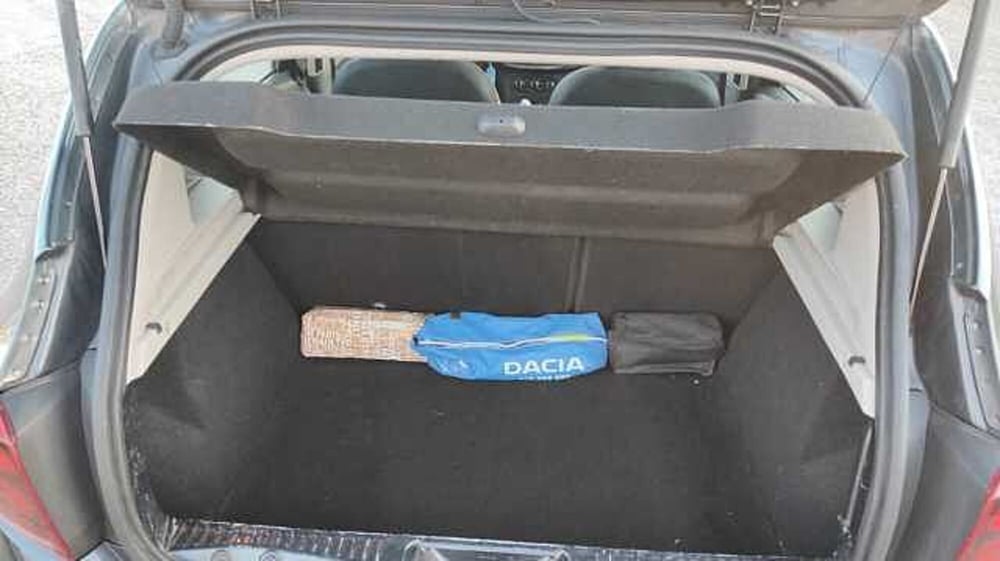 Dacia Sandero usata a Firenze (8)