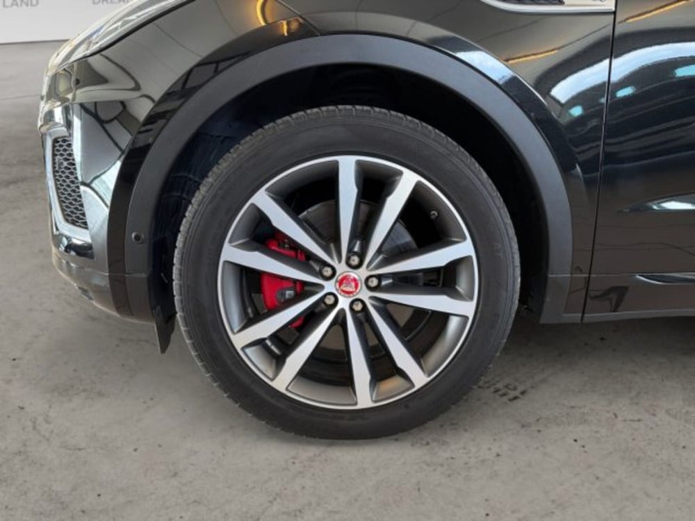 Jaguar E-Pace usata a Livorno (10)