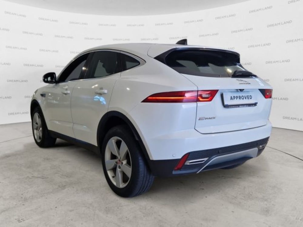 Jaguar E-Pace usata a Livorno (13)