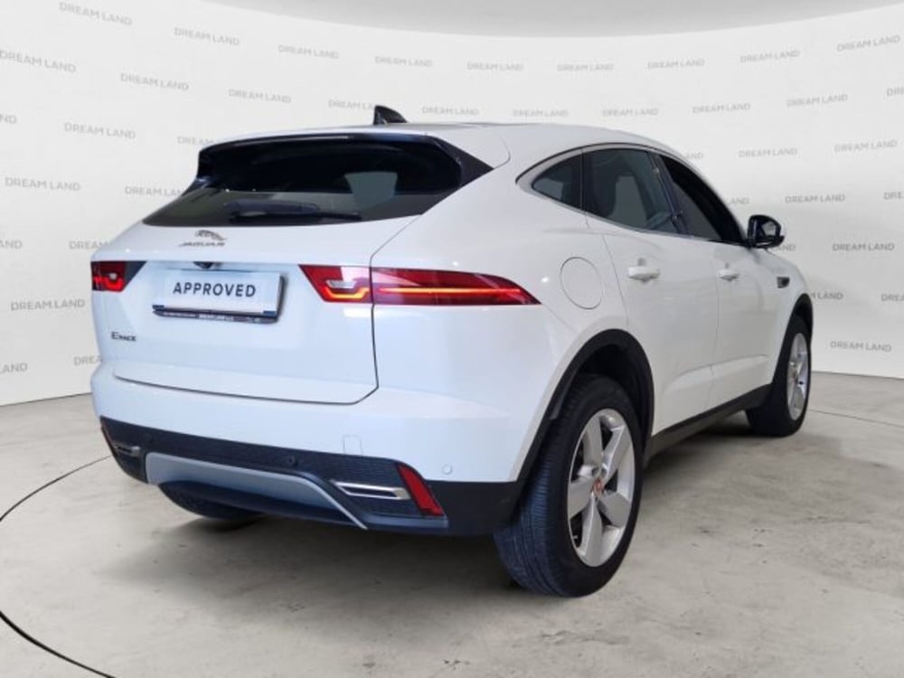 Jaguar E-Pace usata a Livorno (3)