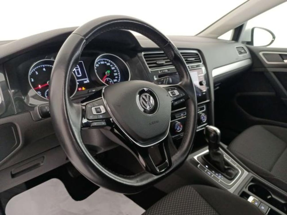 Volkswagen Golf usata a Matera (10)