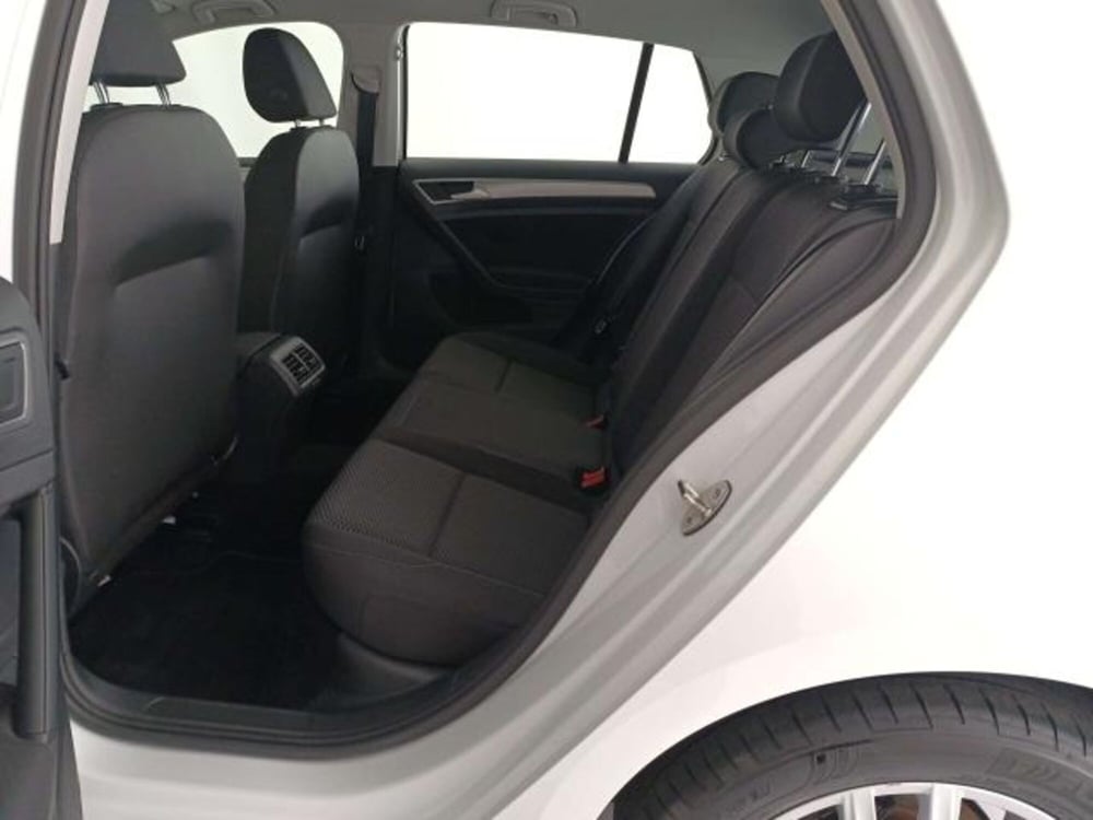 Volkswagen Golf usata a Matera (14)