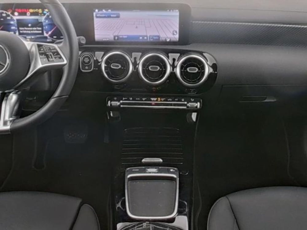 Mercedes-Benz CLA usata a Milano (4)