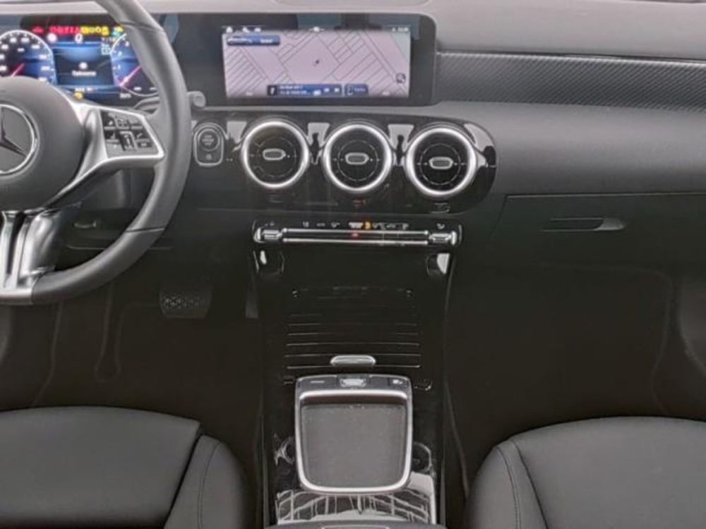 Mercedes-Benz Classe A usata a Milano (5)