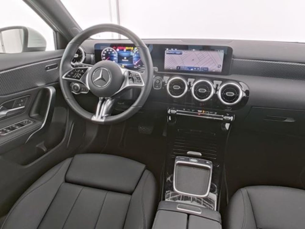 Mercedes-Benz Classe A usata a Milano (6)