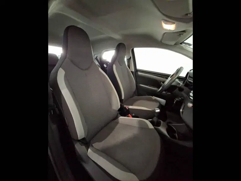 Toyota Aygo usata a Torino (12)