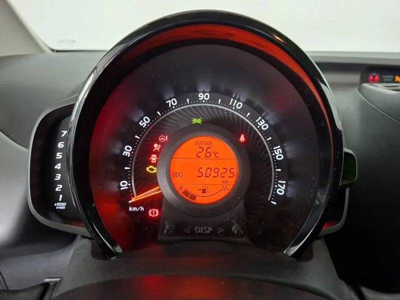 Toyota Aygo usata a Torino (8)