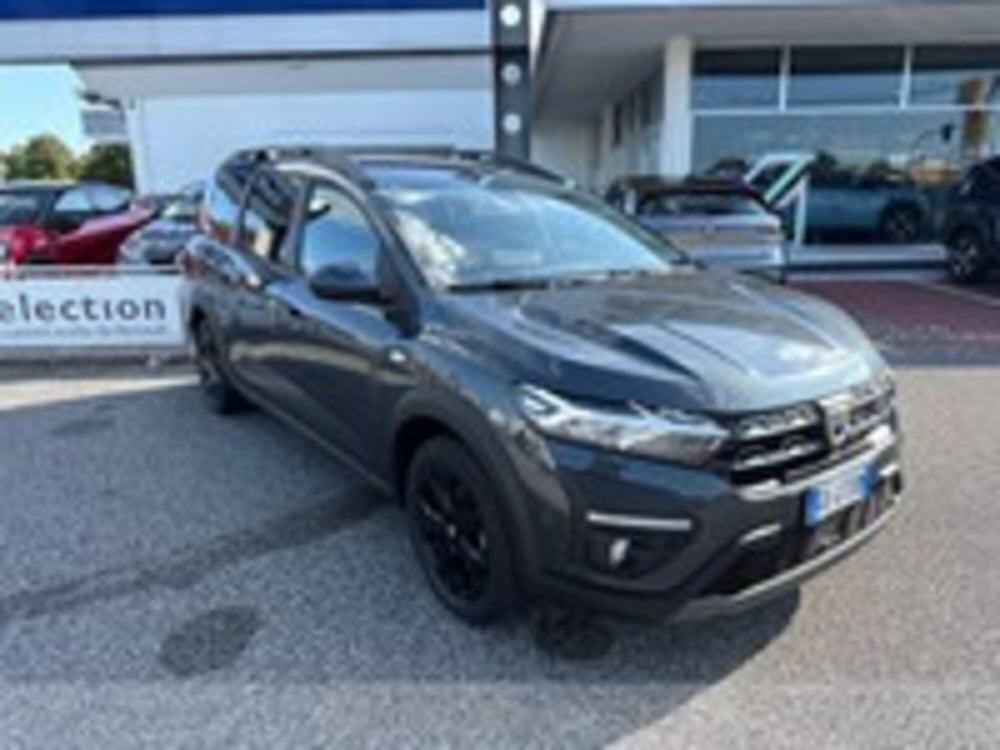 Dacia Jogger usata a Udine (3)
