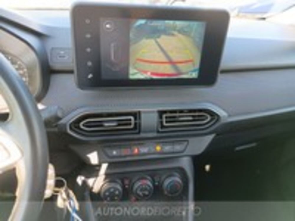 Dacia Sandero usata a Udine (14)