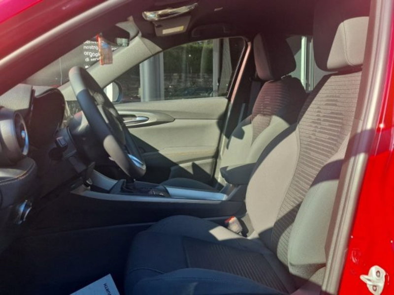 Alfa Romeo Tonale nuova a Monza e Brianza (11)