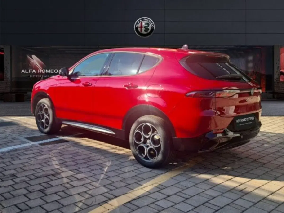 Alfa Romeo Tonale nuova a Monza e Brianza (7)