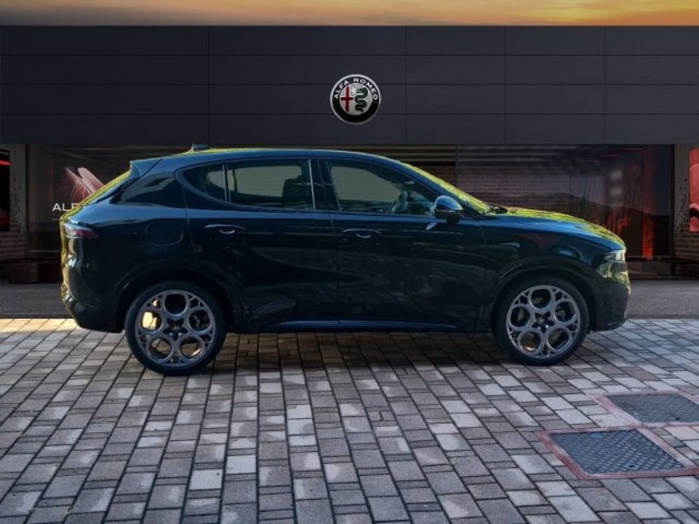 Alfa Romeo Tonale nuova a Monza e Brianza (4)