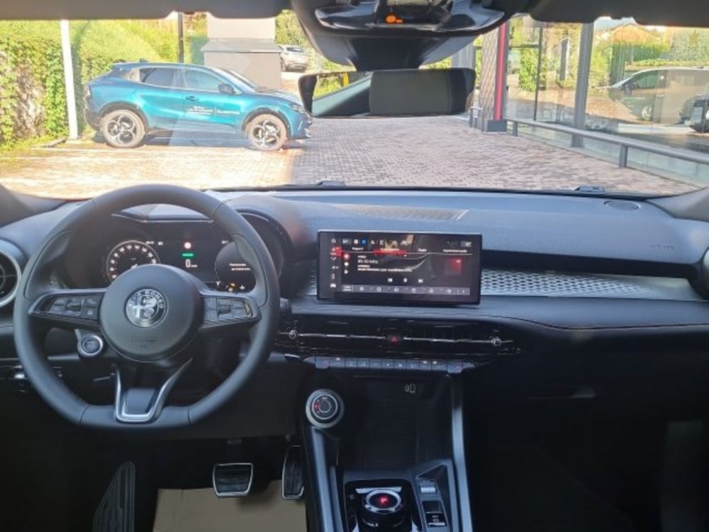 Alfa Romeo Tonale nuova a Monza e Brianza (8)